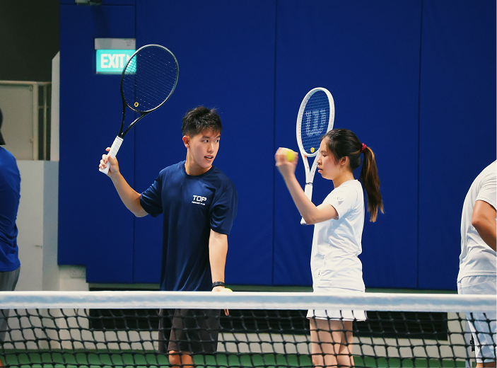 Private tennis lessons in Singapore for adults and kids